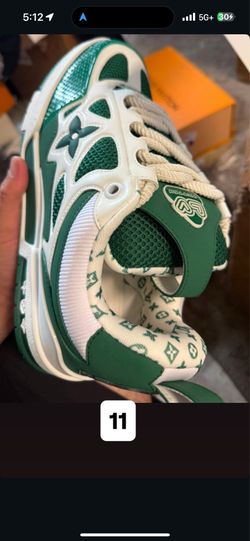 Men shoe