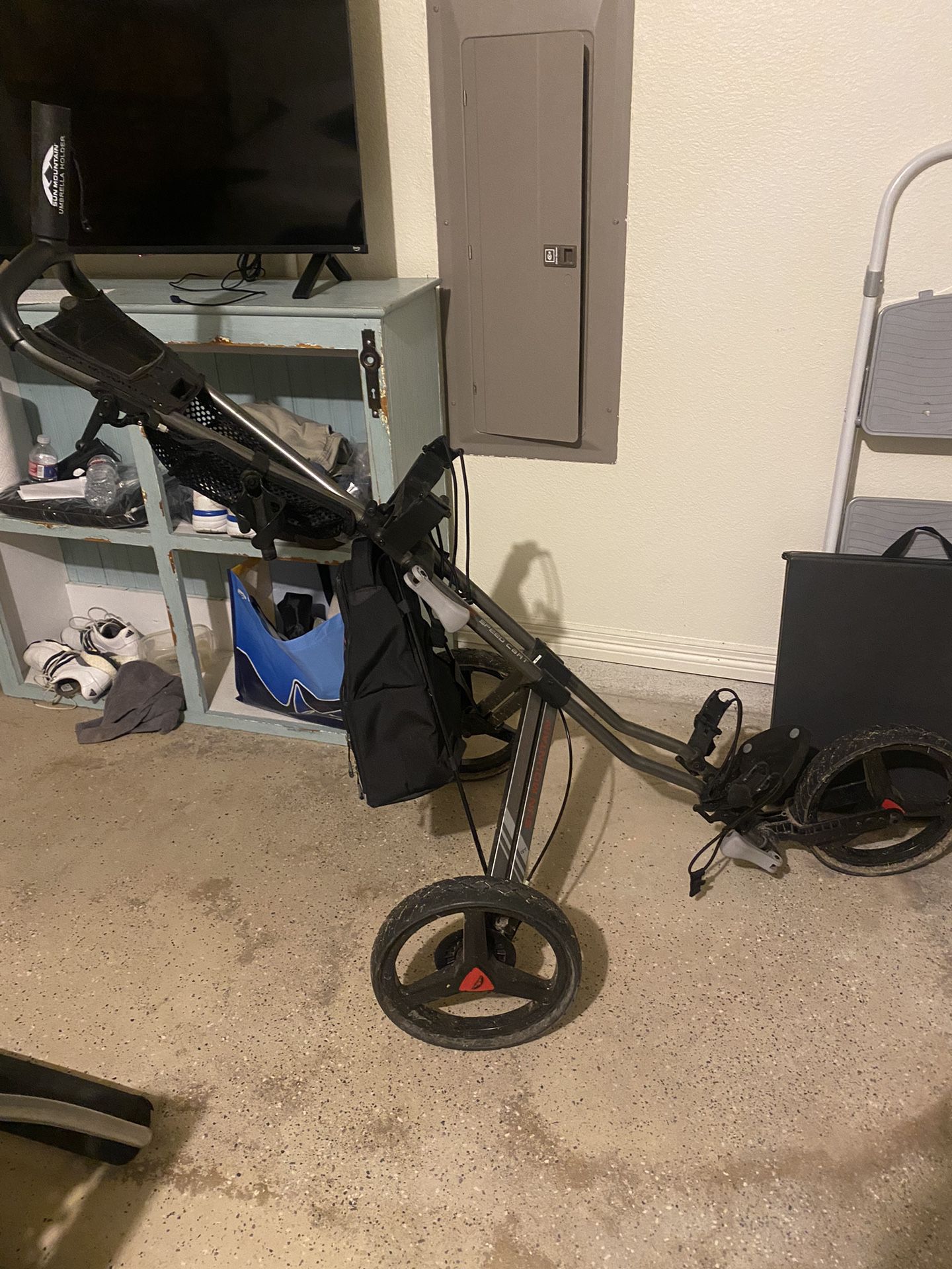 Sun Mountain Speed Cart GT Pushcart with attachments
