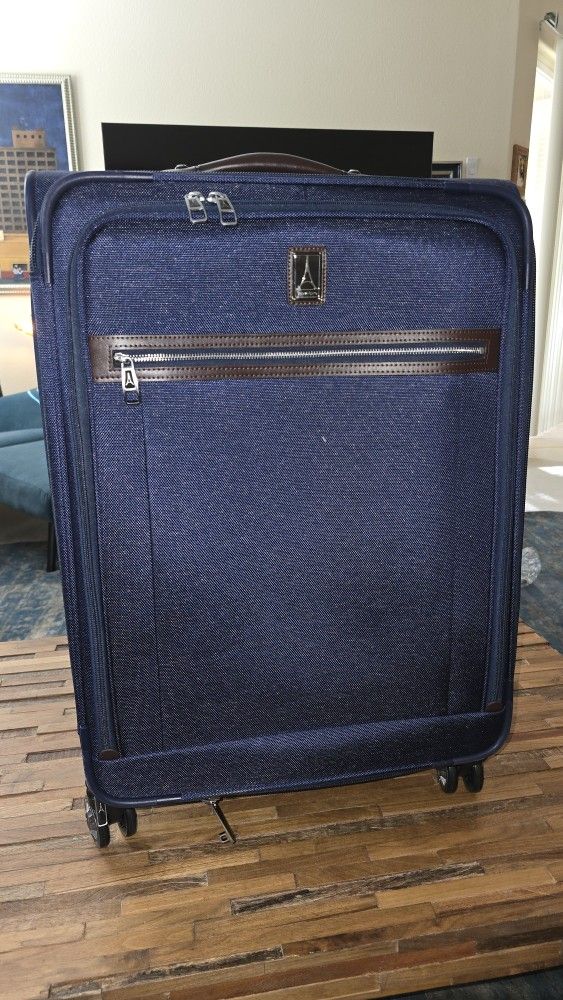 Travelpro Platinum Elite 25 Softside Expandable Checked Luggage