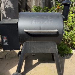Traeger Smoker Grill