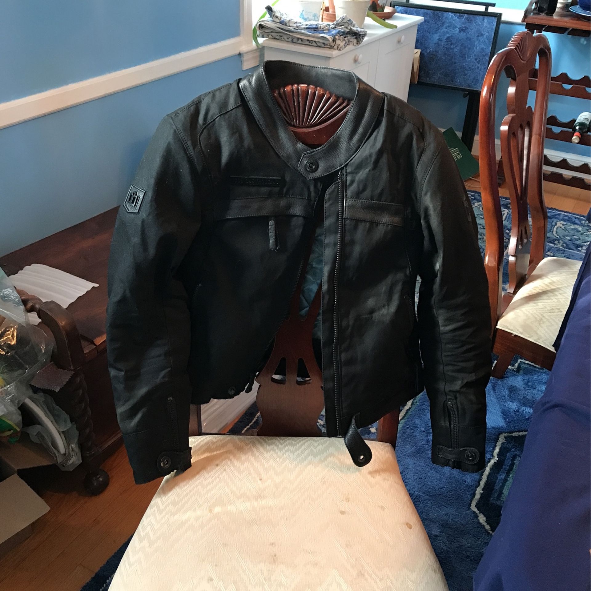 Women’s Icon Motorcycle Jacket SM