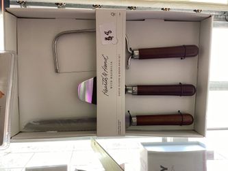 Cheese knife set