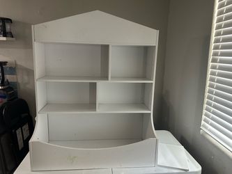 Cute toy and book display