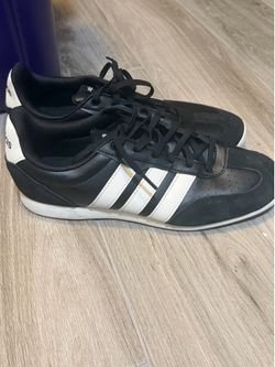 Adidas ladies size 9