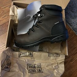 AVENGER Work/Casual Boots Oil And Slip Resistant