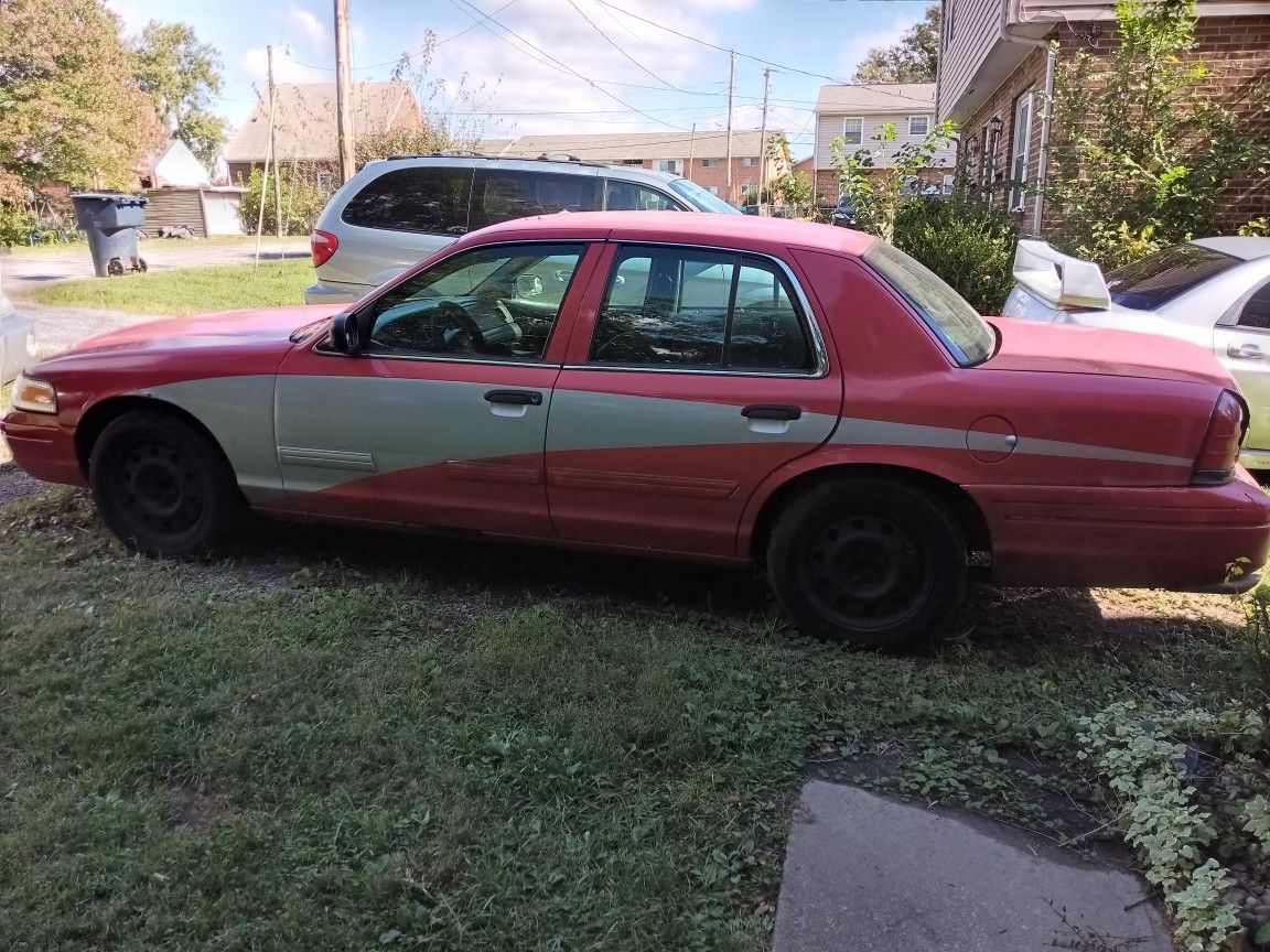 2011 Ford Crown Victoria