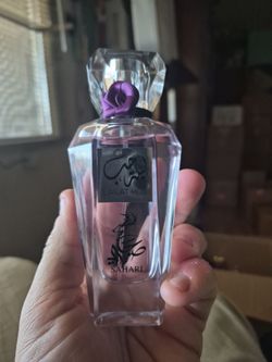 Sahari Lailat Hub Perfume Bottle