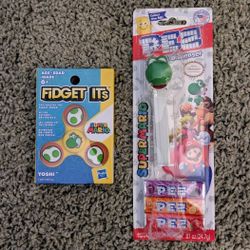 Yoshi Fidget Spinner & Pez Dispenser