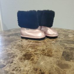 Adorable Girls Boots Size 5.5 New! 