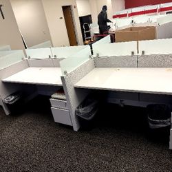 6 workstations 