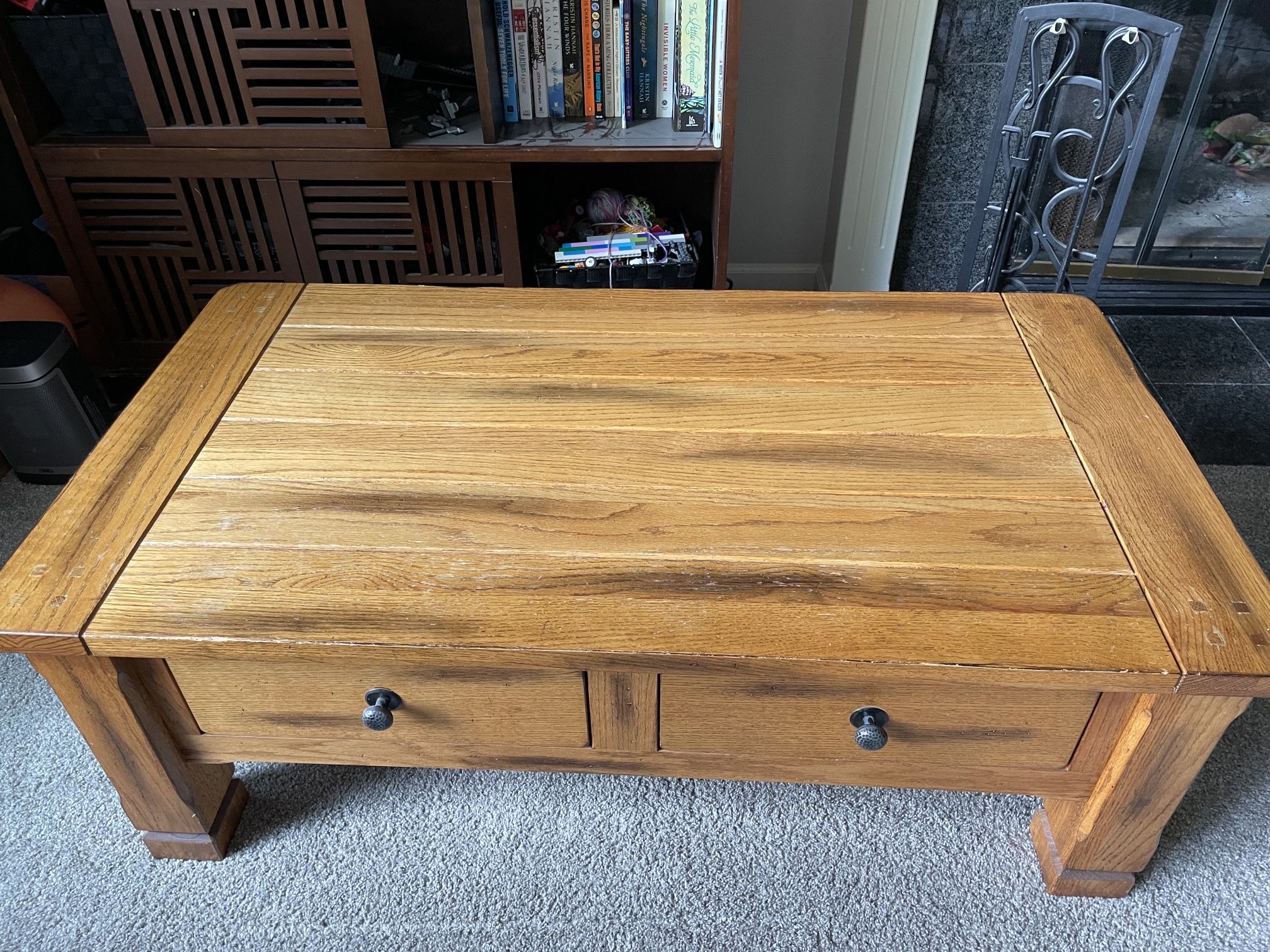 Matching Table And End Table FREE