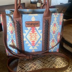 Wrangler Crossbody / Handbag