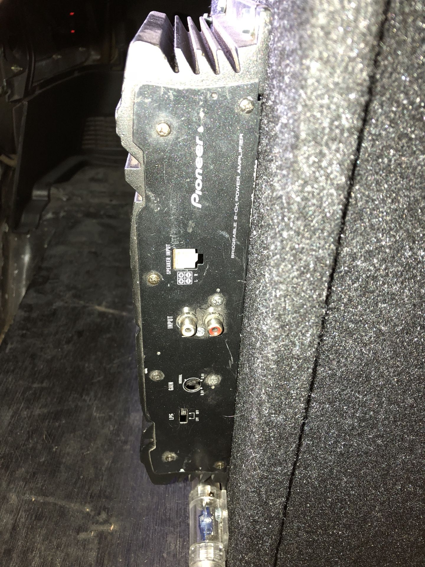 New 10” JL audio Subwoofer in box w/ pioneer amp for Sale in Roy, WA