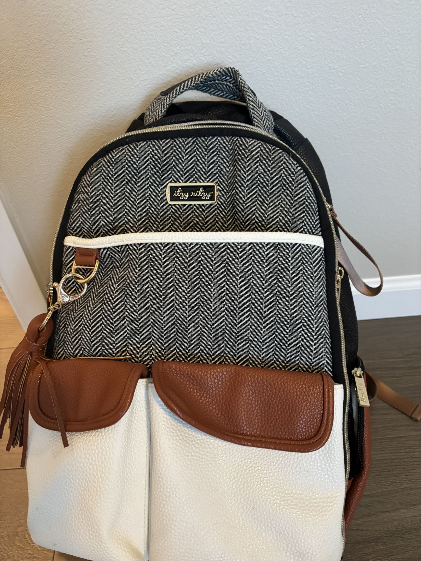 Itzy Ritzy Diaper Bag