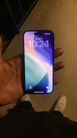 iPhone 15 Boost Mobile 128GB