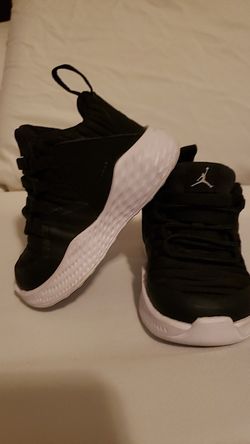 Baby Jordan shoes (3C)