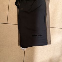 Black Essential Shorts(NEW)
