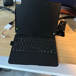 iPad Pro Keyboard Case 