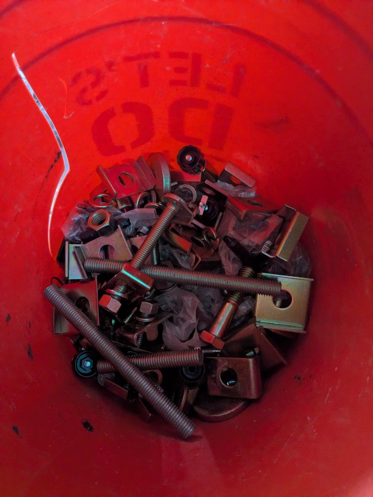 Screws And Bolts New