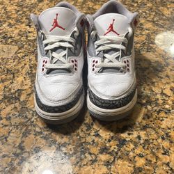 Jordan 3 Fire Red Size 4.5Y