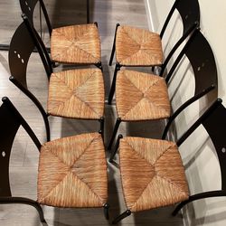 6 rush seat dining chairs (only chairs table not included )