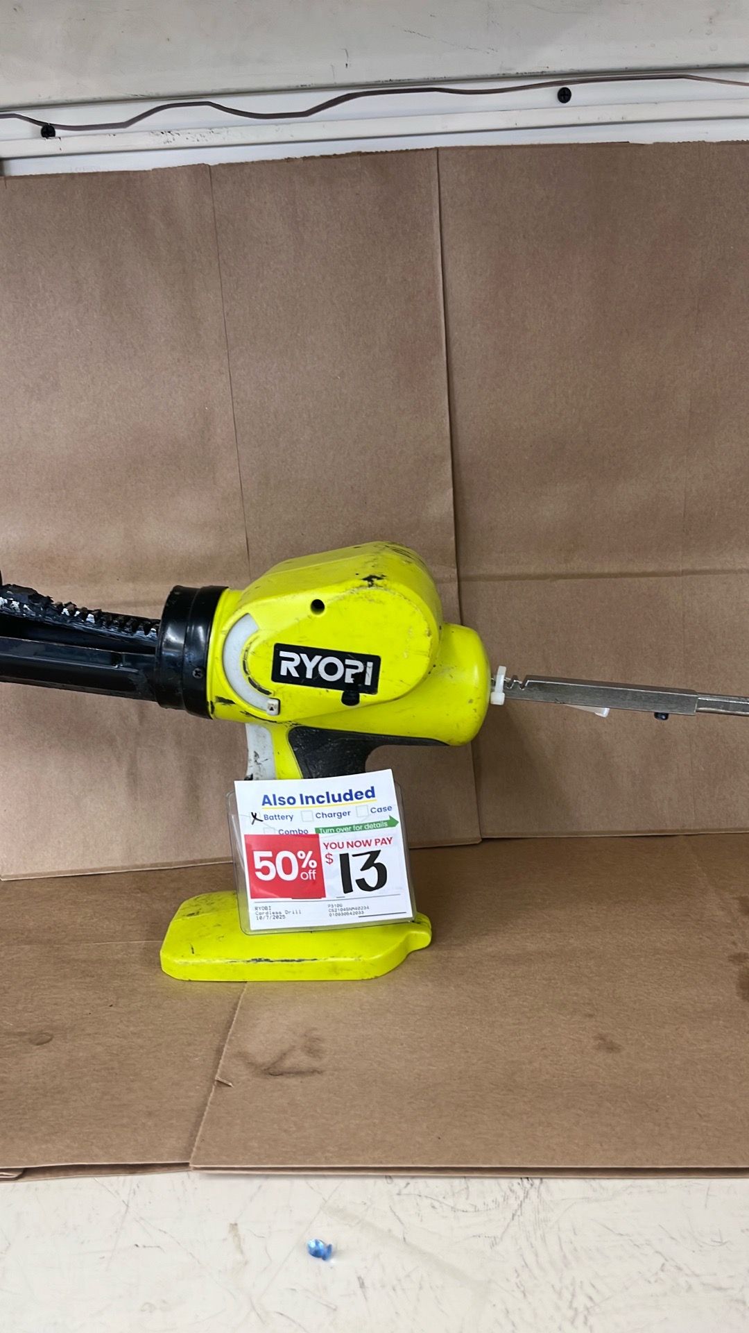 Ryobi ONE+ 18V cordless caulk and adhesive gun.
