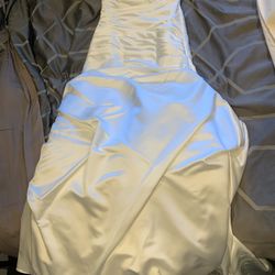 Wedding Dress - David’s Bridal Size 6