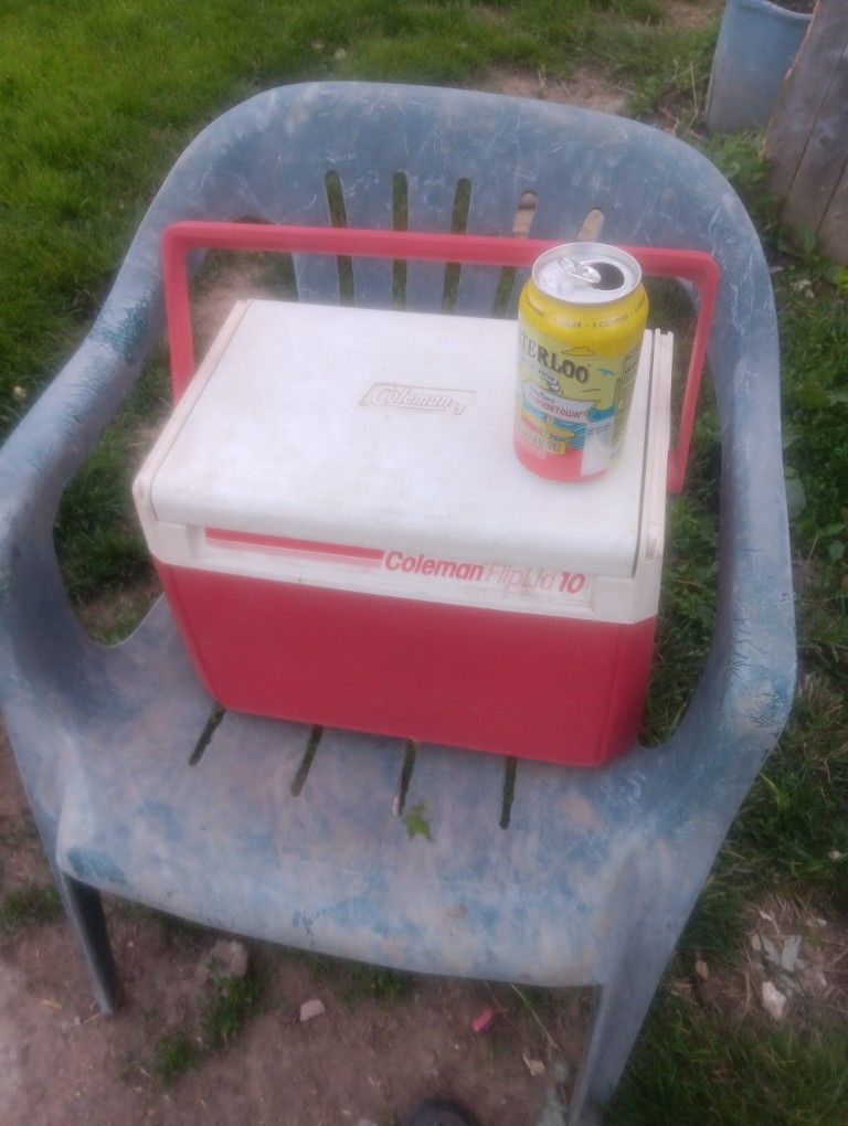 Coleman Fliplid 10