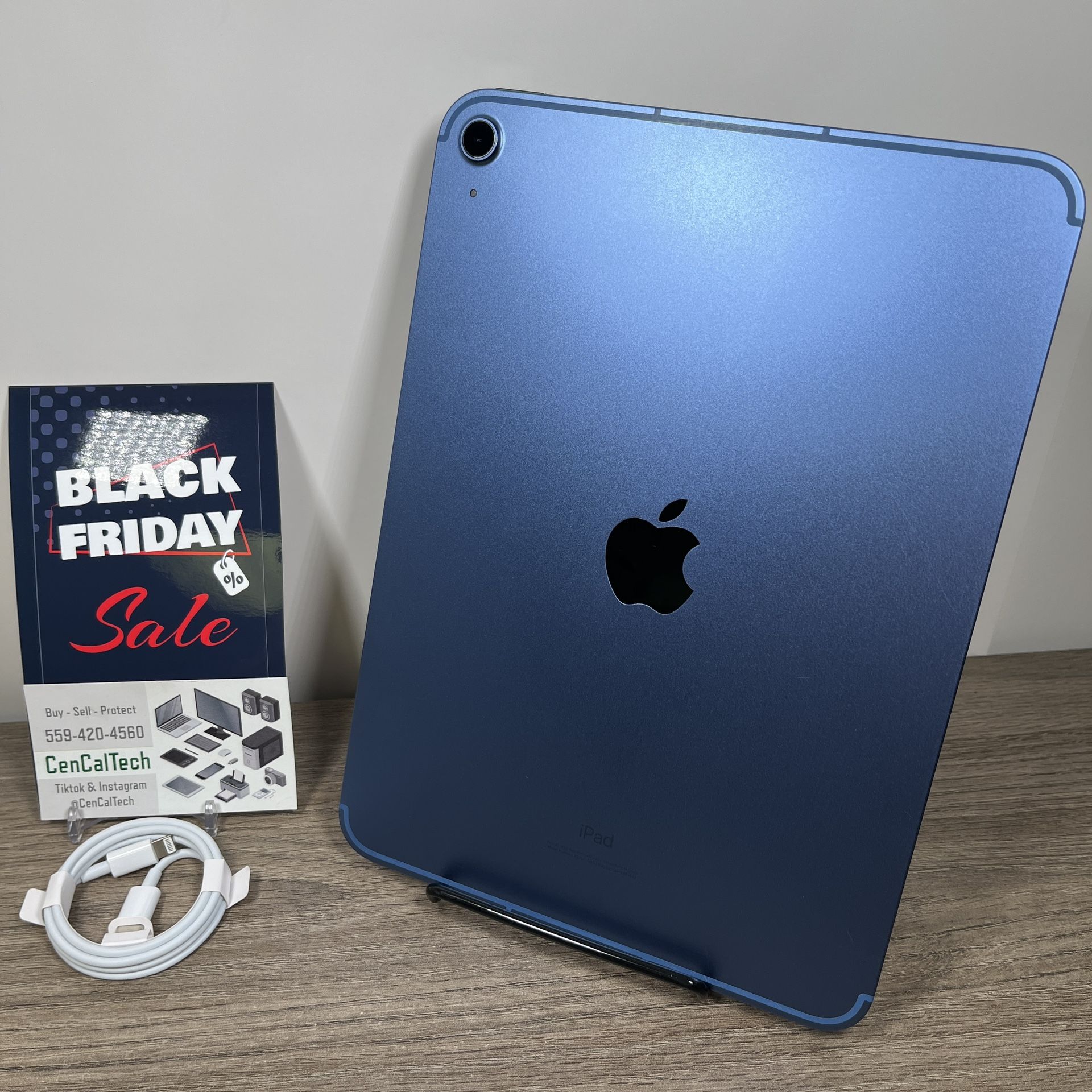 2022 iPad 10th Gen 64gb Cellular & Wifi Unlocked. Fully Fuctional. In Good Condition