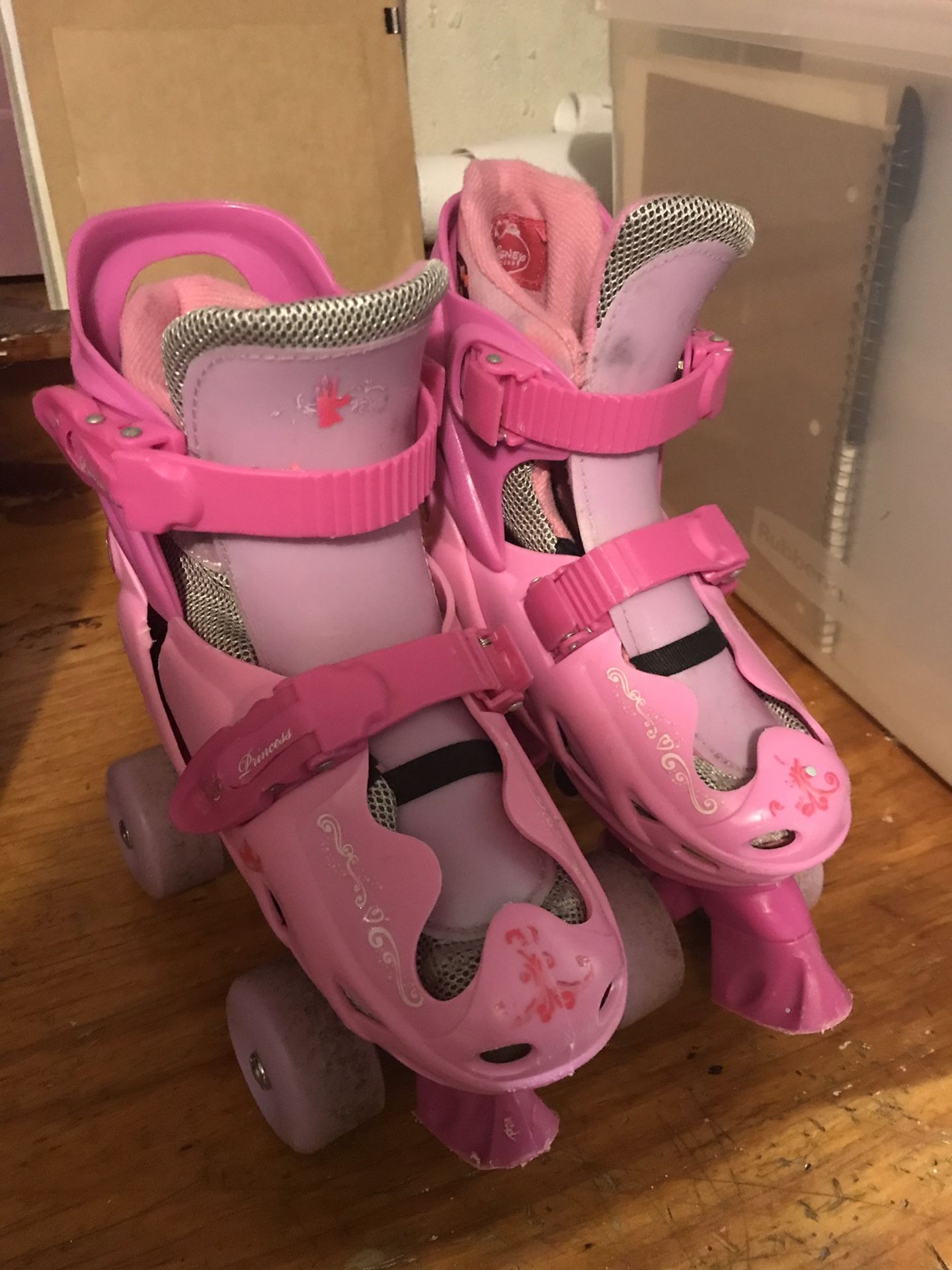 Disney Princess Squat Skates Size 10-13