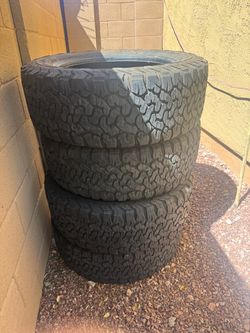 Set of 4 All-Terrain Truck Tires