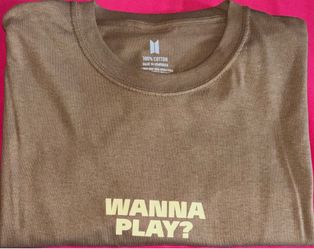 Hope On The Stage" tour merchandise featuring the phrase "Wanna Play?".