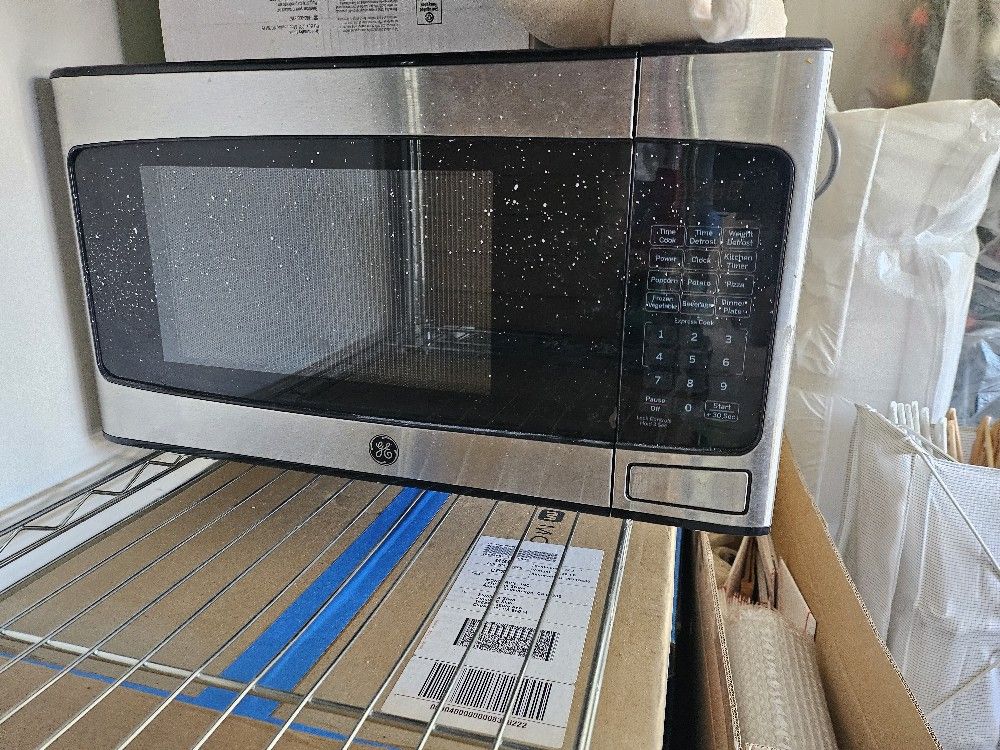 GE Microwave, Working Good