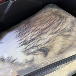 Thick Premium Faux Fur Blanket 