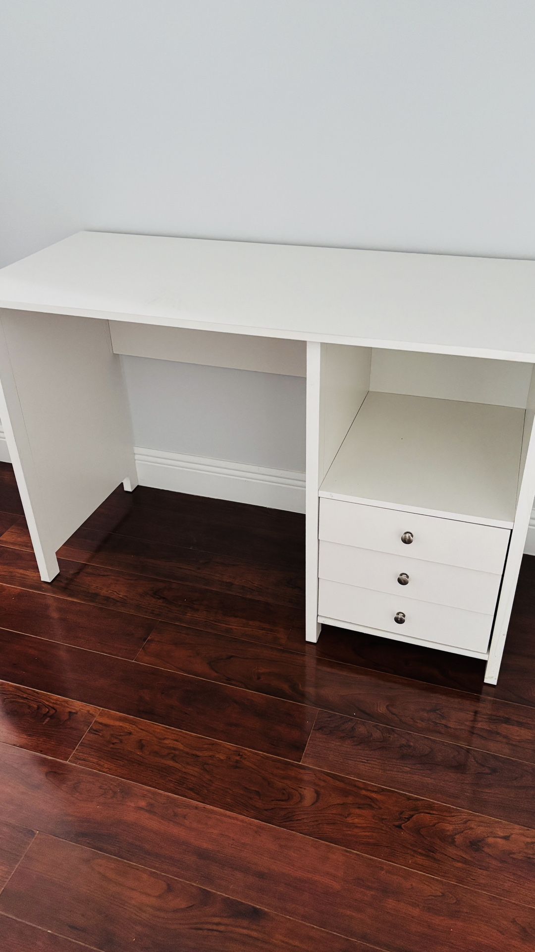 Small Desk- White