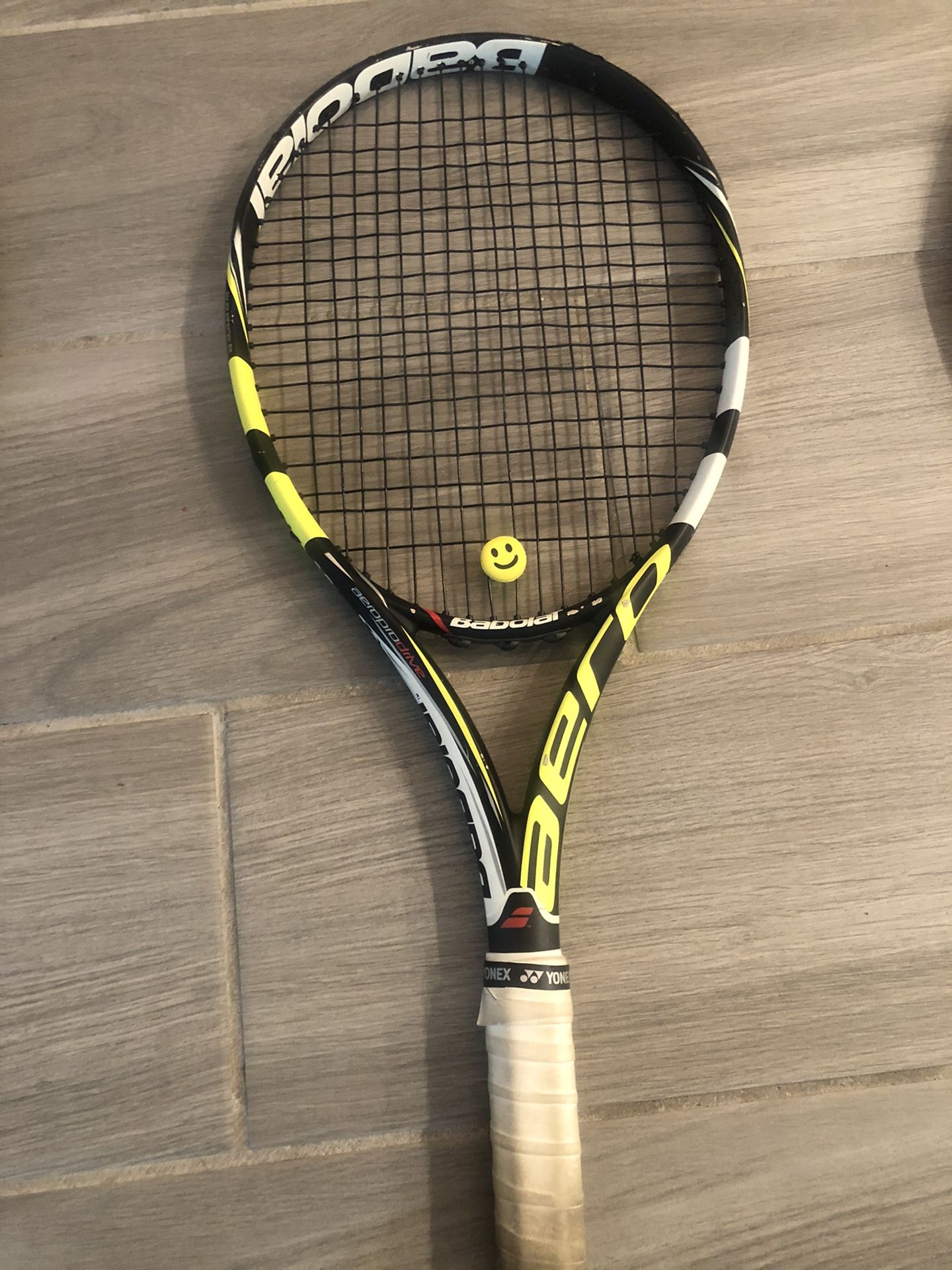 Babolat aero pro drive tennis racket