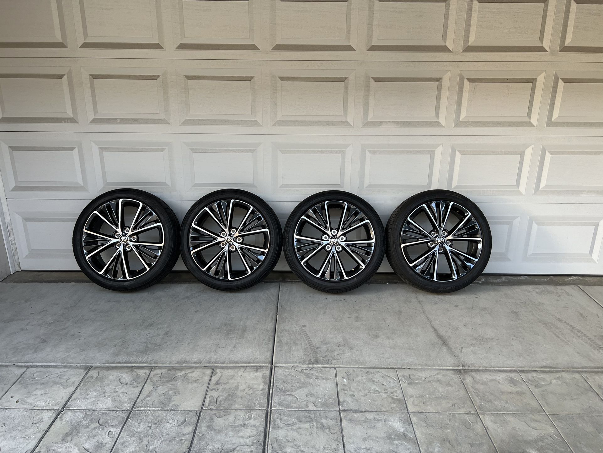 2024 Toyota Prius LTD OEM 19” Wheels and Tires