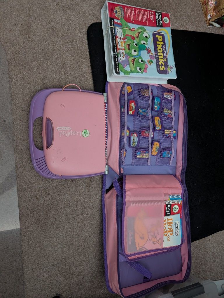 LeapPad Plus Microphone and Many Books / Cartridges