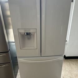 Kenmore Elite Counterdepth French Door Refrigerator W Ice & Water 