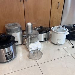 KITCHEN APPLIANCES! MUST GO!