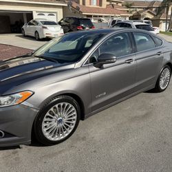 Ford Fusion 