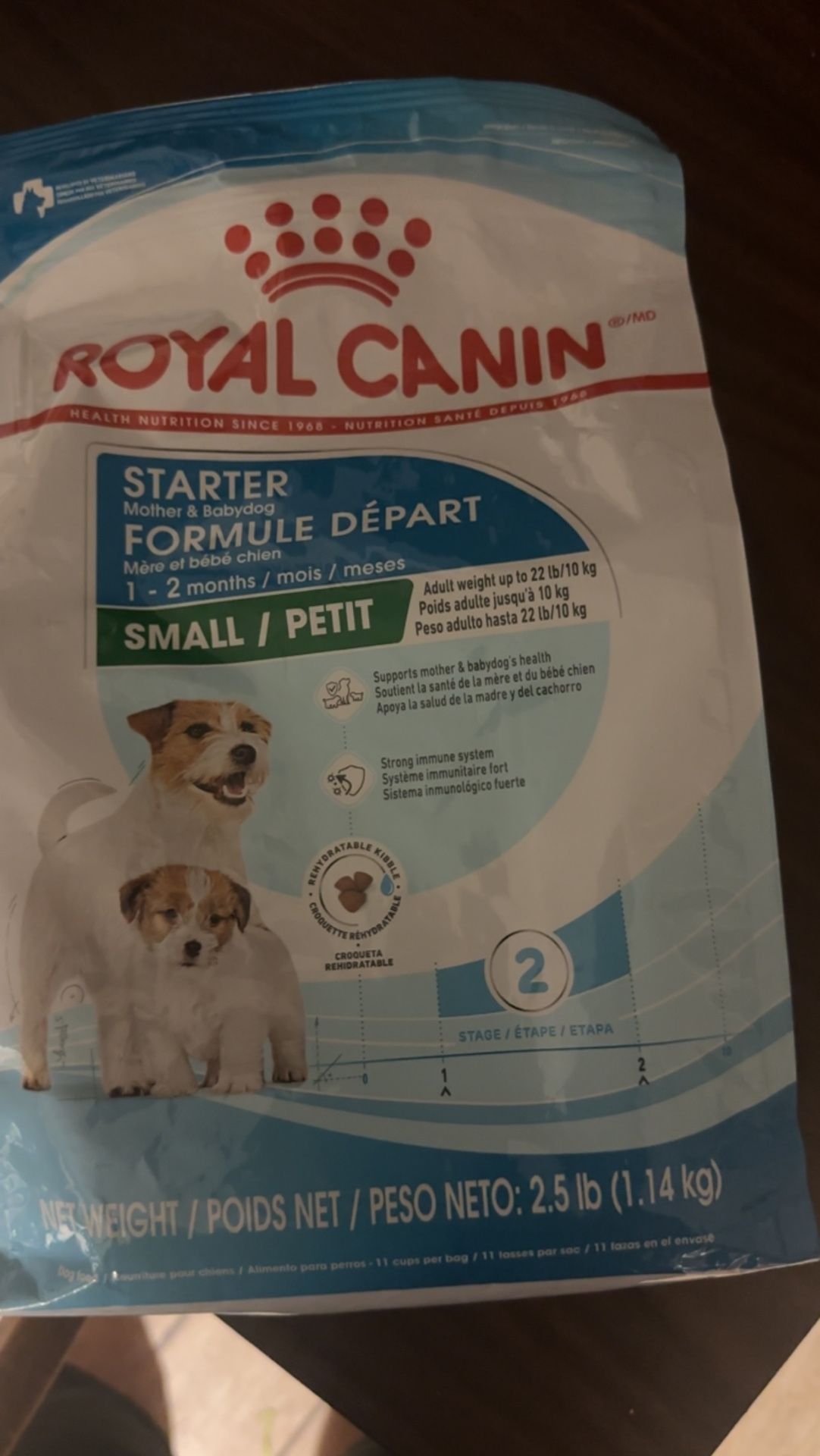 Royal King, Mother, And Puppy