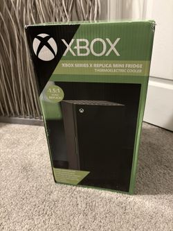 XBOX Series X Replica mini Fridge
