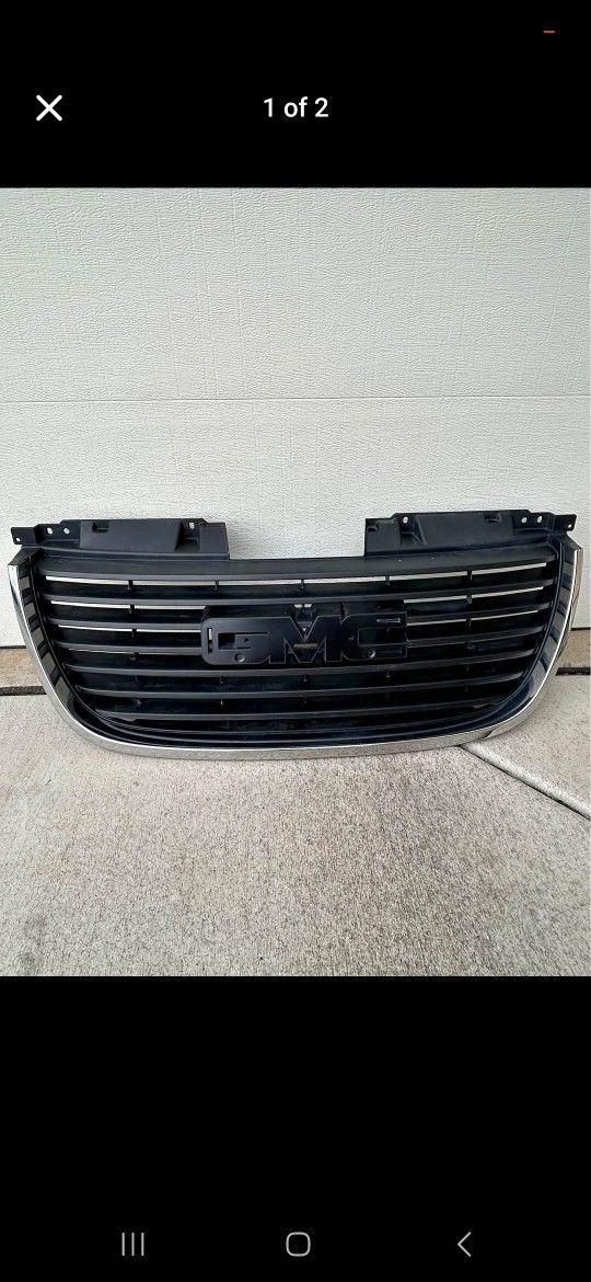 GMC Yukon Grill 2007-2014