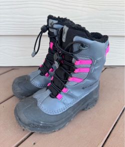 Big kid size 3 Columbia winter boots