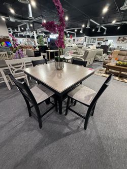5 PC DINING TABLE