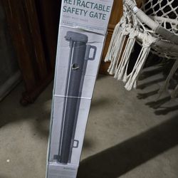 Retractable Gate