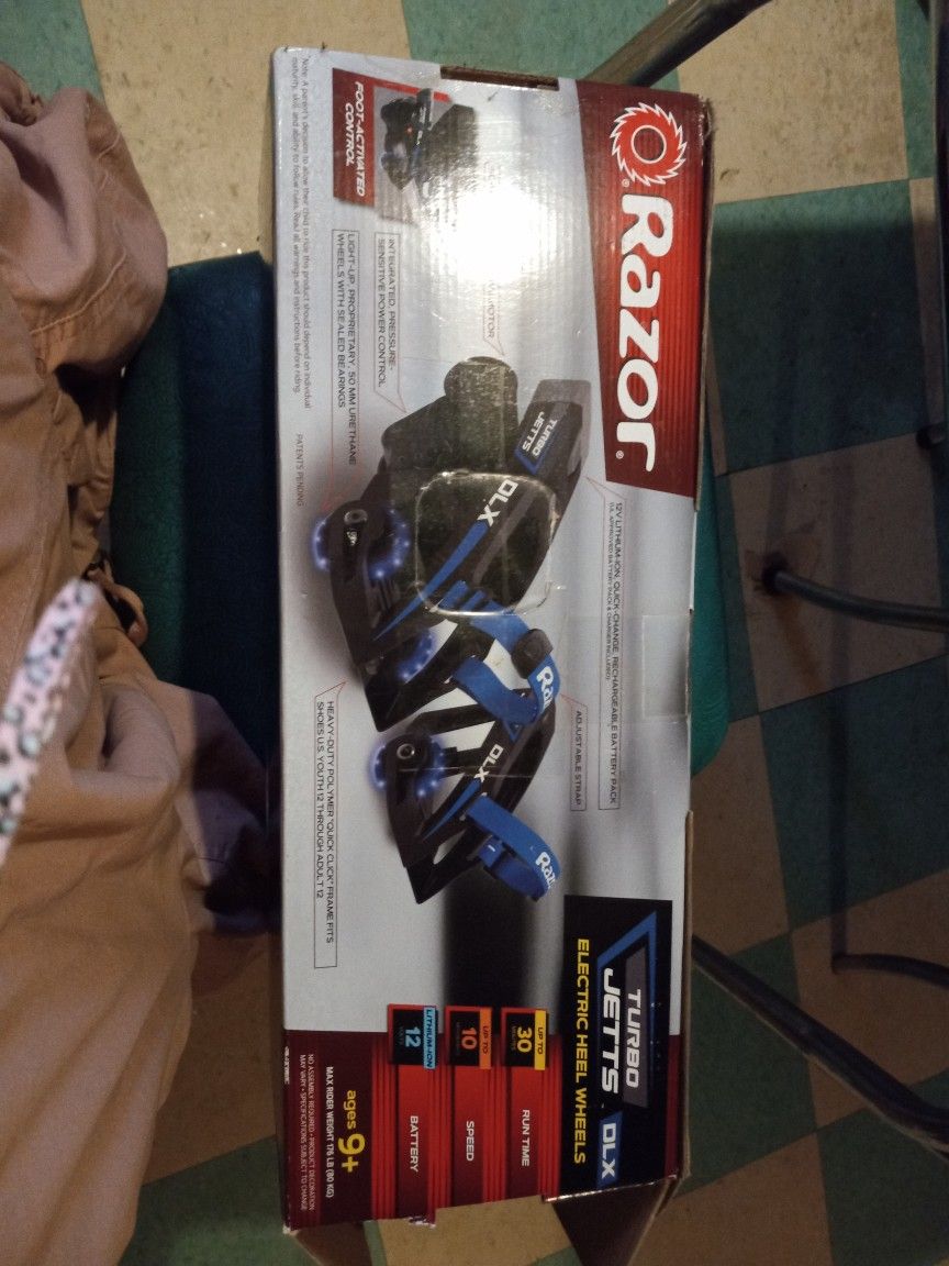 RAZOR HEEL WHEELS COLOR BLUE LIGHT UP WHEELS