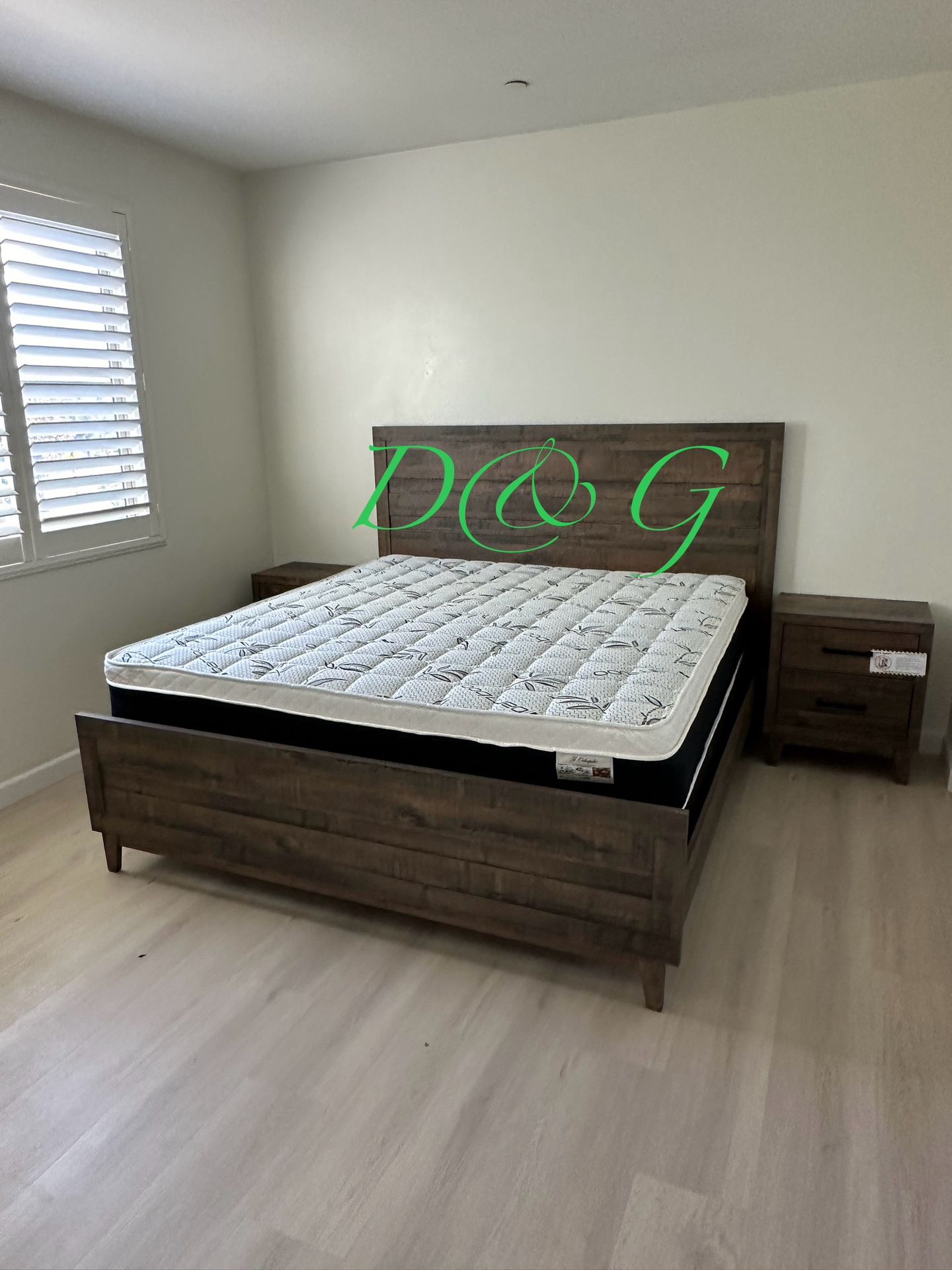 Queen Size Mattress Pillow Top 12” Thick.