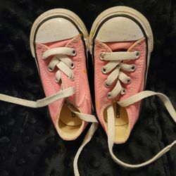 Converse Tennis Size 5 Girls 
